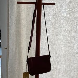 Leather shoulder bag